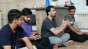 دیدار مسئولان دانشگاه علوم پزشکی اراک با دانشجویان خوابگاه شهید آرمان علی‌وردی به مناسبت روز دانشجو