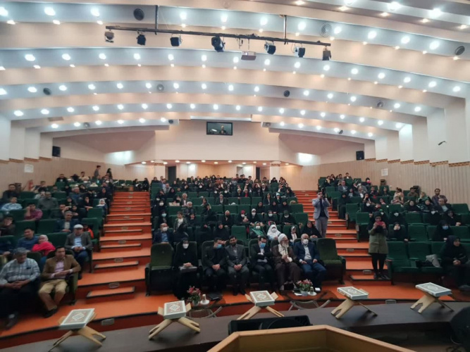تقدیر از برگزیدگان بیست و هفتمین جشنواره قرآن و عترت دانشگاههای علوم پزشکی
