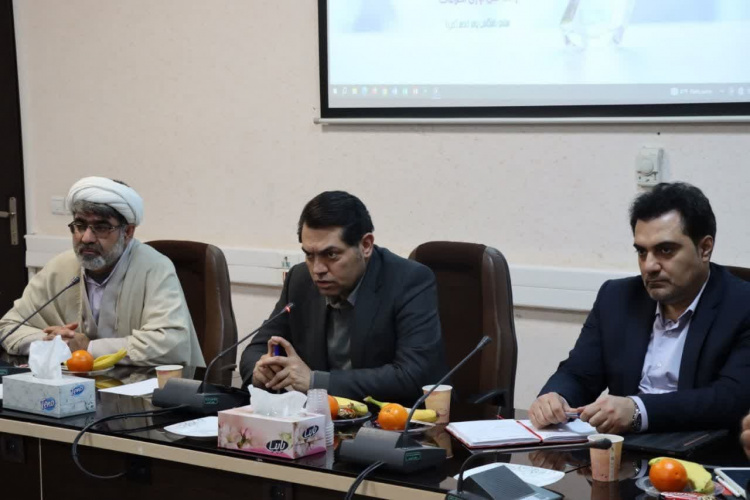 نشست هم اندیشی رئیس دانشگاه علوم پزشکی اراک با تشکلها و کانون های دانشجویی دانشگاه برگزار شد