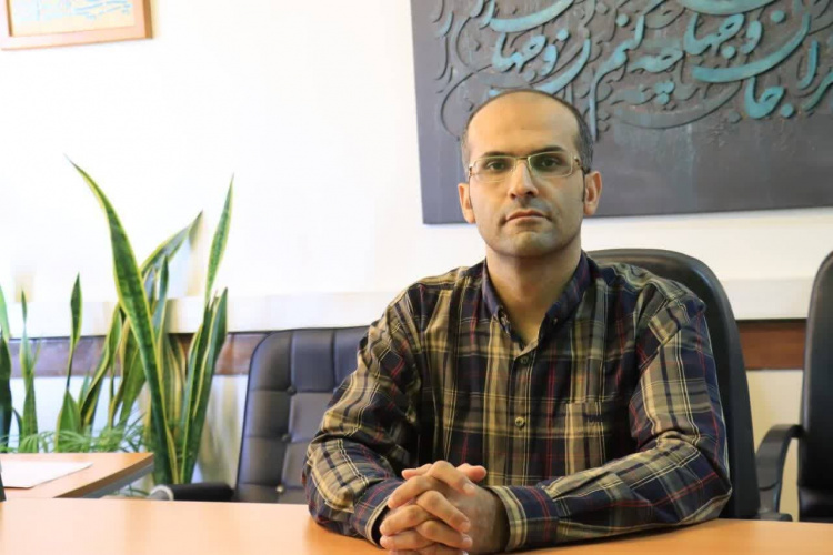 توصیه به والدین برای استفاده درست فرزندان از گوشی های هوشمند +فیلم