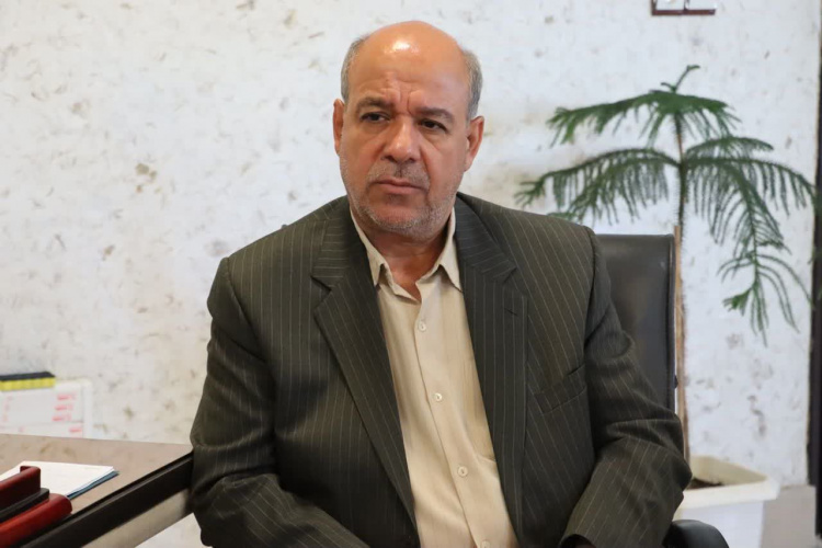 تأکید فرماندار فراهان بر ماندگاری پزشکان متخصص و تکمیل زیرساخت‌های درمانی