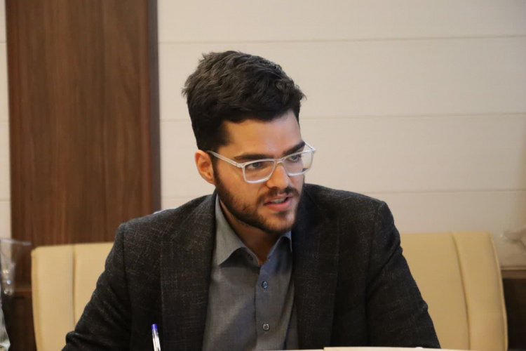 رئیس شبکه بهداشت و درمان شهرستان تفرش: ارتقای زیرساخت‌ها و جذب پزشک متخصص ضرورت شبکه بهداشت تفرش است