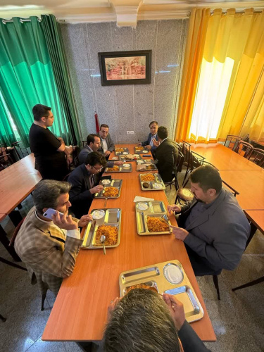 حضور صمیمی مسئولان دانشگاه علوم پزشکی اراک در کنار دانشجویان