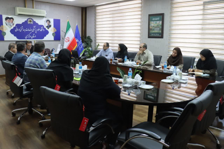 جلسه هماهنگی اجرای برنامه نوبت‌دهی و نظام ارجاع در شهرستان‌های محلات و آشتیان برگزار شد